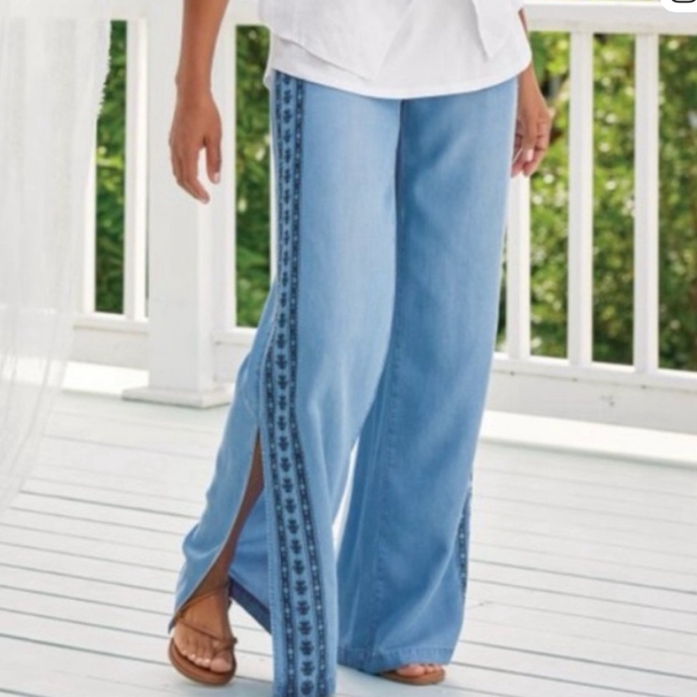 Soft Surroundings Wide Leg. Embroidered Calavera Pants